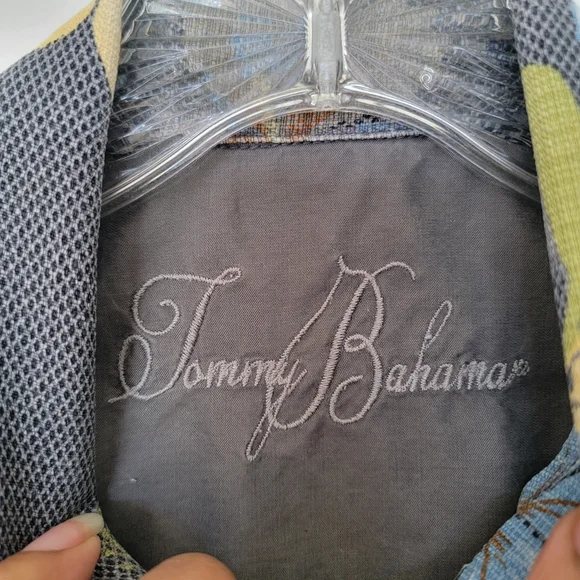 Tommy Bahama Blue and Yellow Floral Men's Shirt - Picture 3 of 7